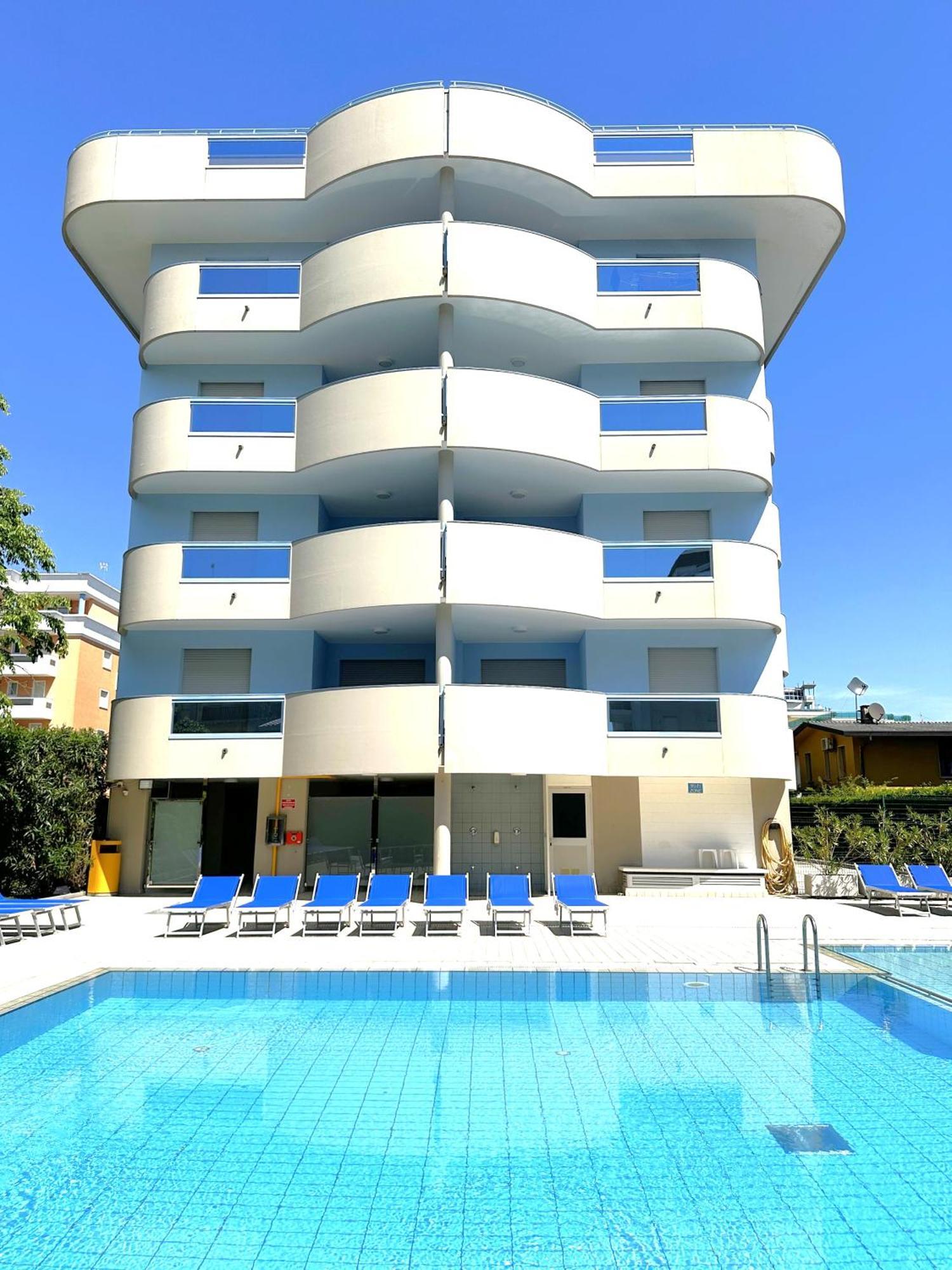 Residence Eurostar Bibione Eksteriør billede