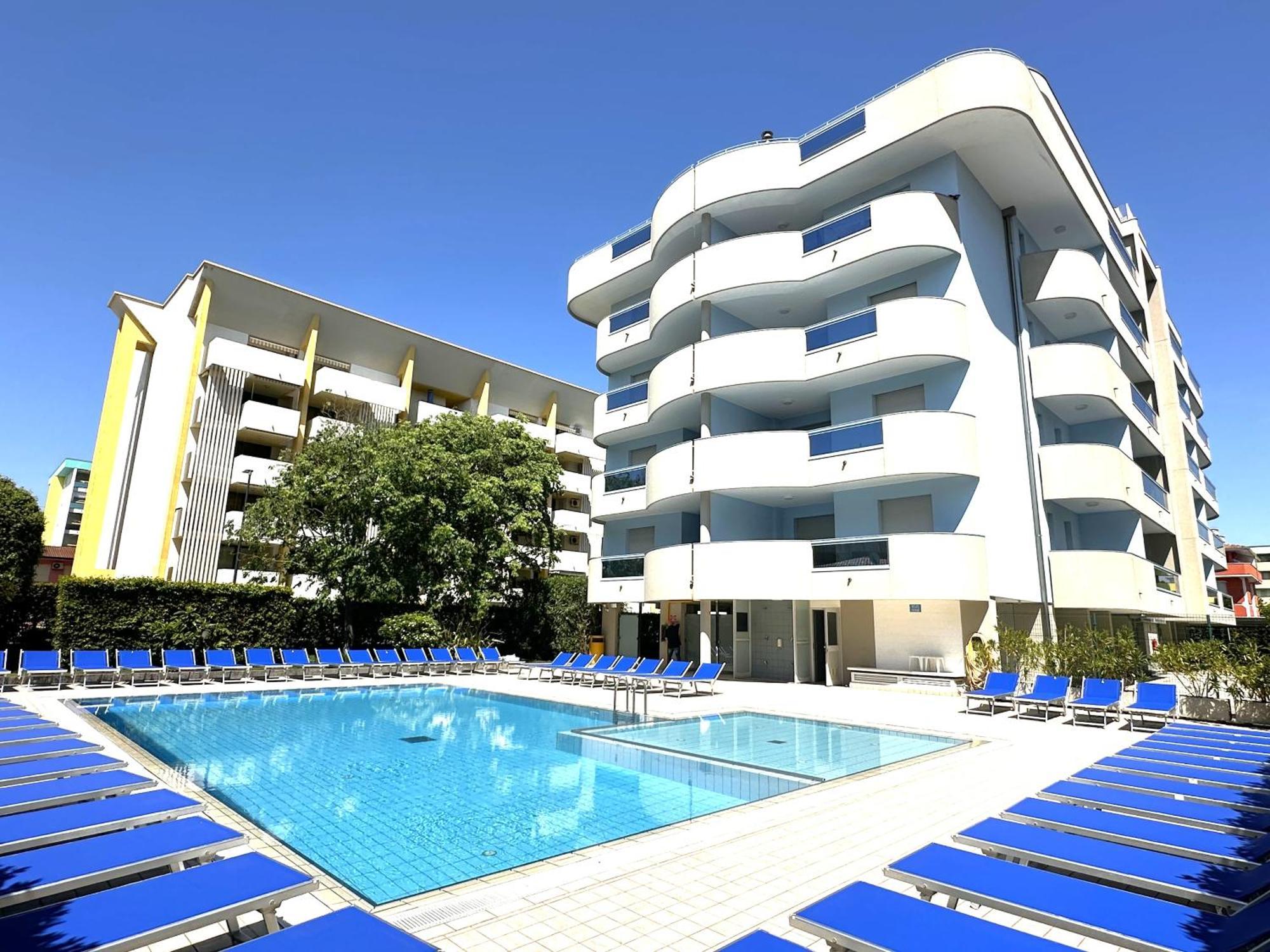 Residence Eurostar Bibione Eksteriør billede