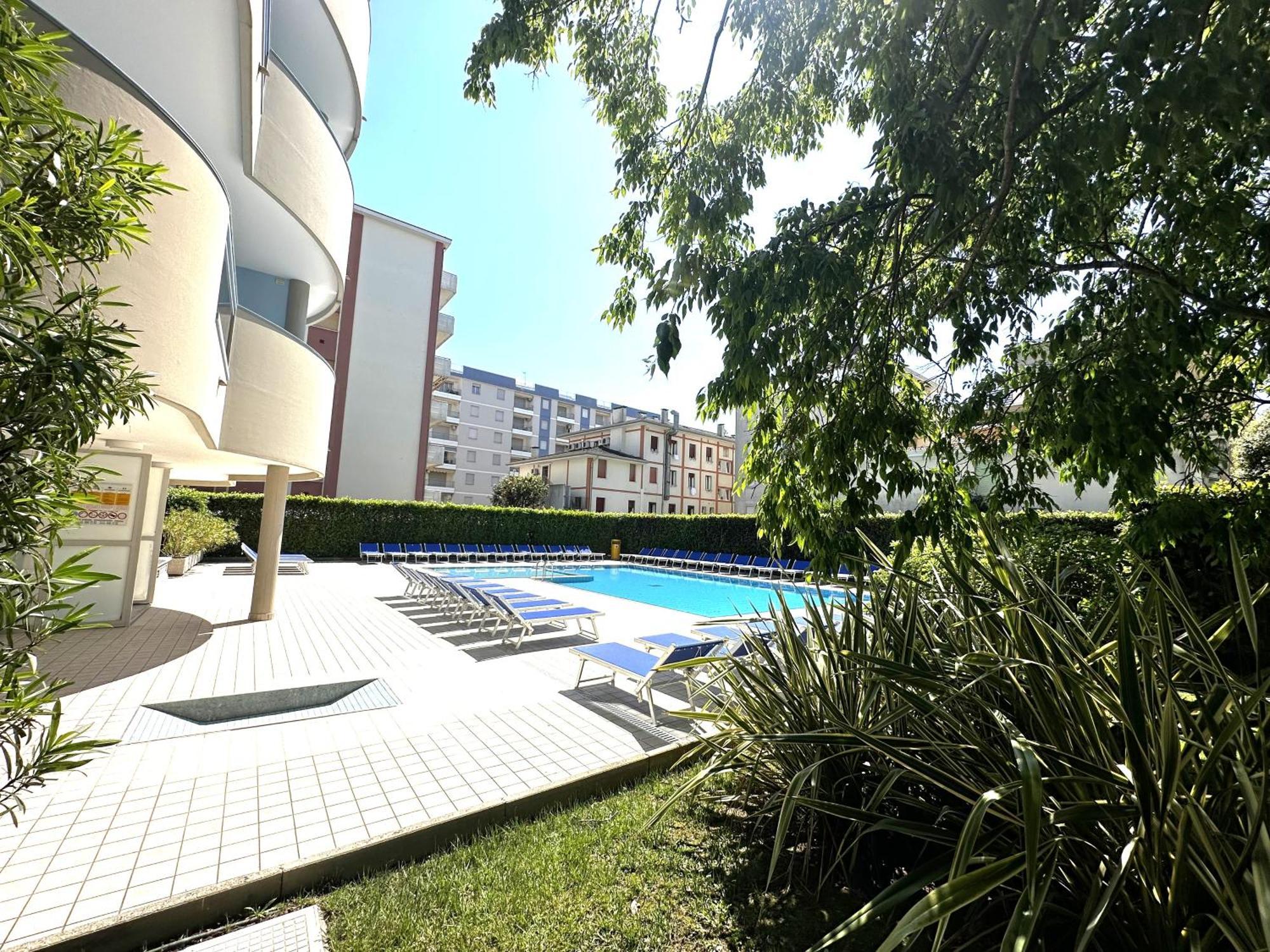 Residence Eurostar Bibione Eksteriør billede