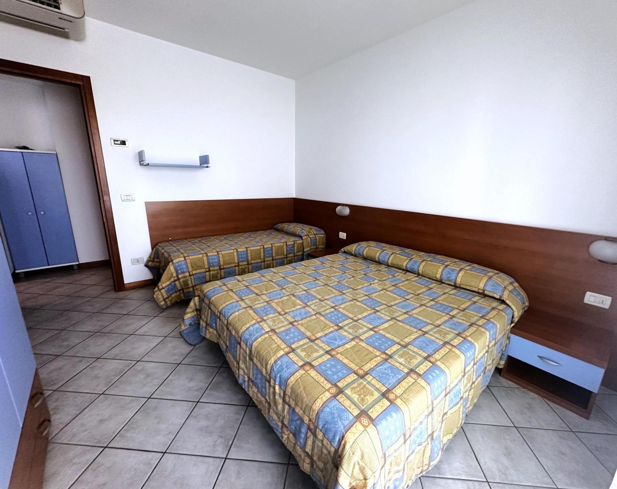 Residence Eurostar Bibione Eksteriør billede
